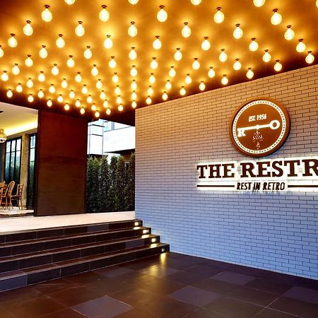 Hotel The Restro HHQ Exterior foto